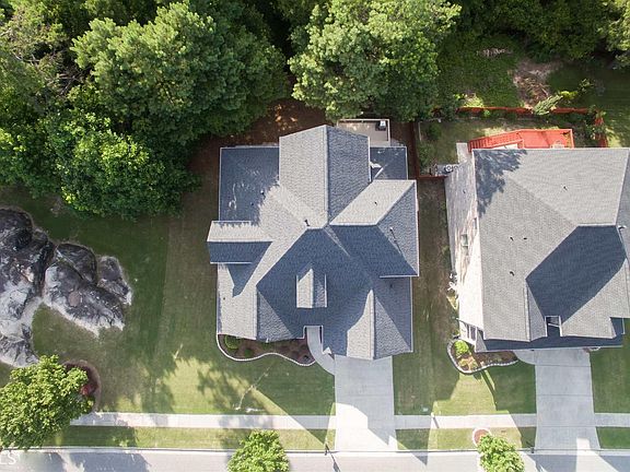 3rd image of 1532 Park Hollow Ln