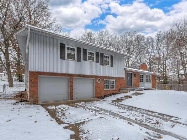 6324 Ralston Ave, Raytown, MO 64133