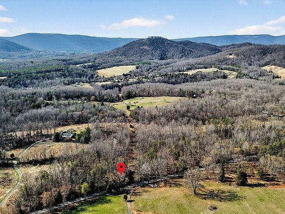 3rd image of 2705 Greenfield Rd