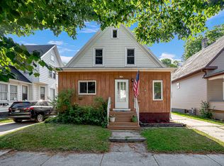 1709 N 11th St, Sheboygan, WI 53081