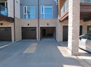 2393 Bronte Rd #211, Oakville, ON L6M4G4