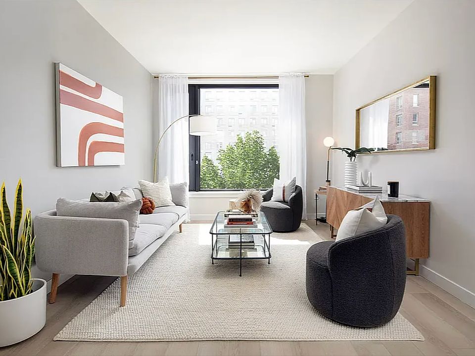 1st image of 15310 88th Ave #227