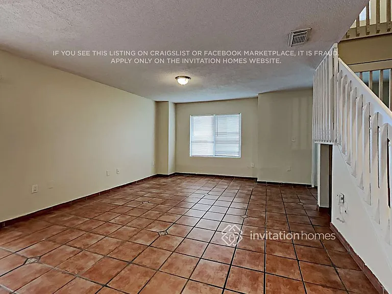 9853 SW 221st St — Photo 4