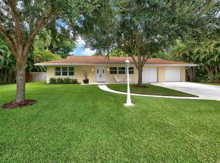 810 NW Victory Ln, Stuart, FL 34994