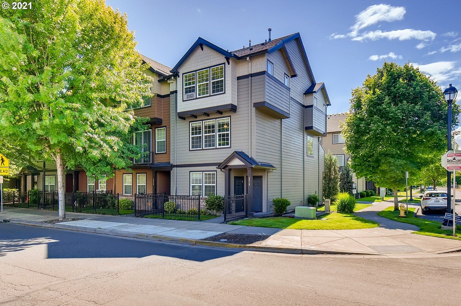 3313 SE Brookwood Ave, Hillsboro, OR 97123 | Zillow