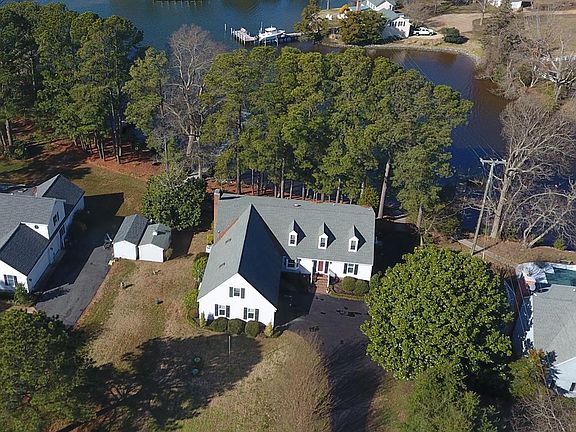 3rd image of 252 Deep Water Dr