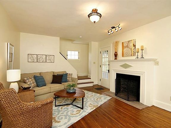 3rd image of 1775 Llanfair Ave