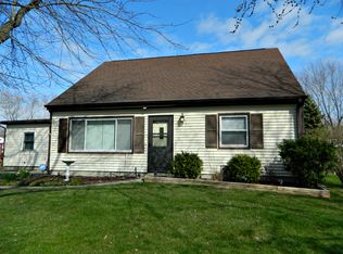 717 Capitol Rd, Valparaiso, IN 46385