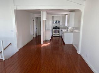 322 8th St, Hermosa Beach, CA 90254