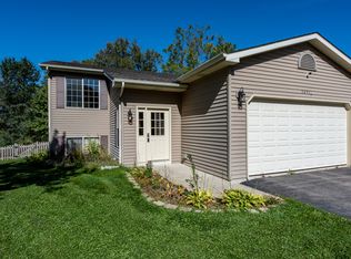 24916 82nd St, Salem, WI 53168