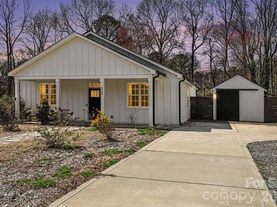 6739 Indian Ln, Charlotte, NC, 28213