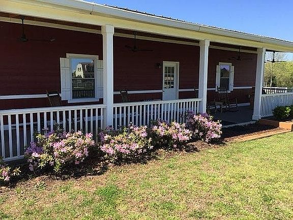 4th image of 450 Lucas Rd