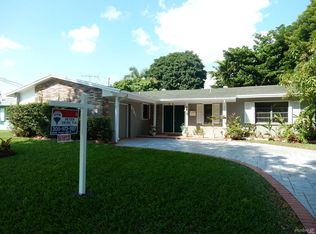 9741 Bel Aire Dr, Cutler Bay, FL 33157