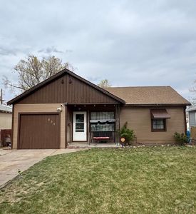 820 Jackson St, Pueblo, CO, 81004
