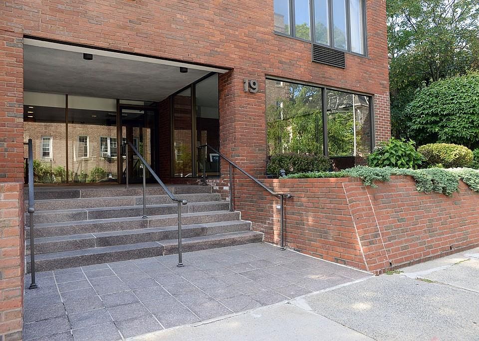1st image of 19 Chauncy St APT 5B