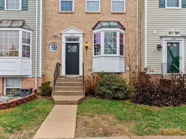 7938 Gunston Woods Pl, Lorton, VA 22079