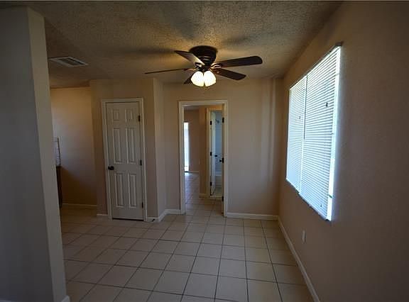 5th image of 3229 Pakenham Dr