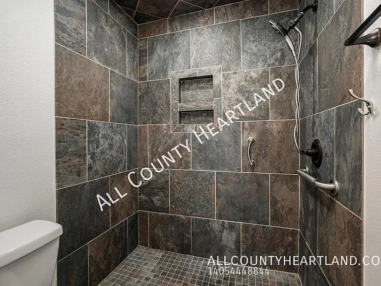 10333 Fairfax Ln — Photo 15