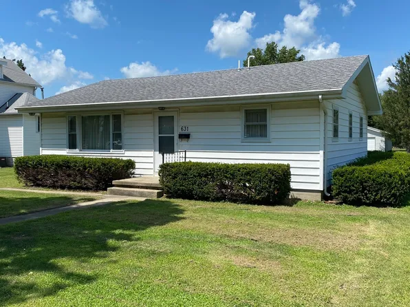 631 W Pells St, Paxton, IL 60957