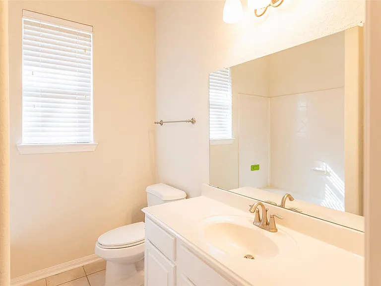 7003 Kendall Lake Ct — Photo 10