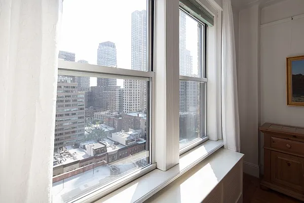 Sold by Prevu Real Estate, LLC | media 14