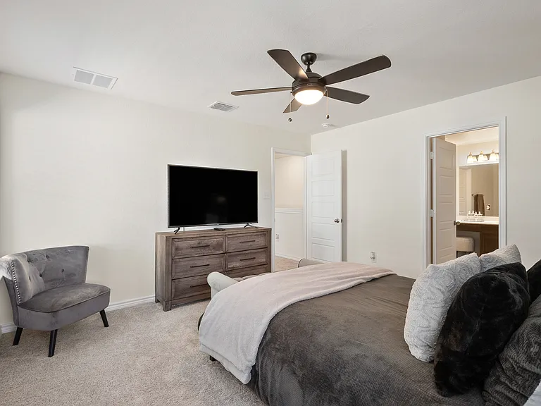 4631 Otra Otra Dr — Photo 10
