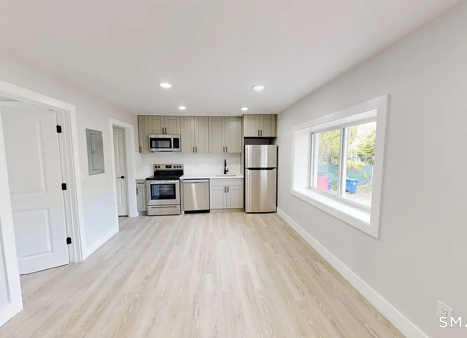 107 S Main St #2