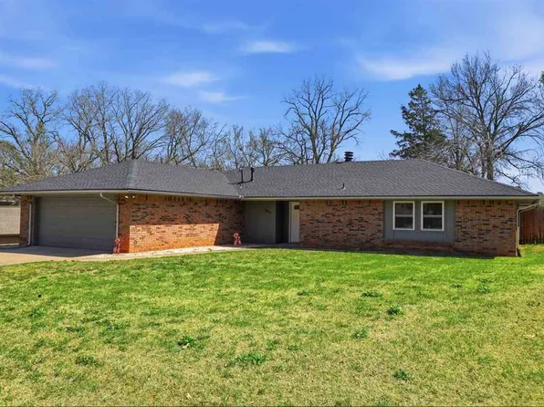 1613 S Mansfield Dr, Stillwater, OK 74074
