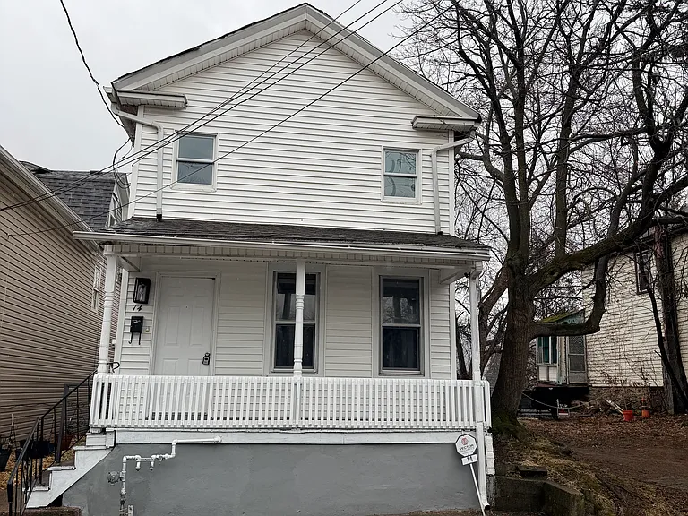 14R Phoenix St — Photo 2