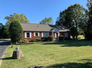 2686 Botetourt Rd, Fincastle, VA 24090