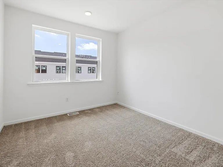 200 Balsam St #208 — Photo 17