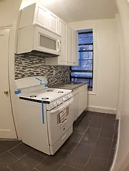 Rented by Roberto Guilbet, LREB