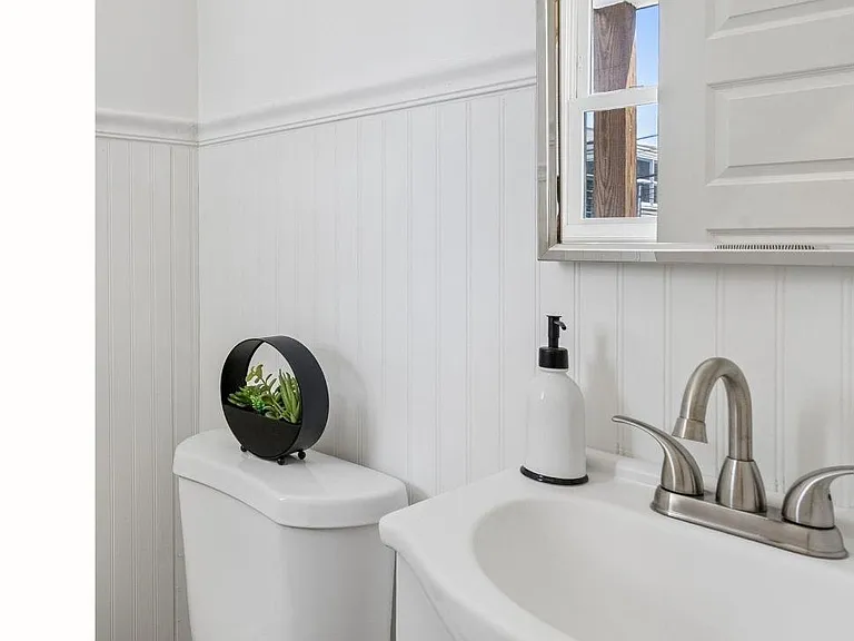 1228 Patapsco St — Photo 32