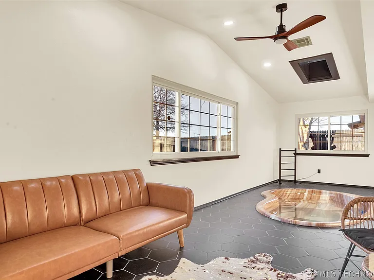 1107 Osage St — Photo 27