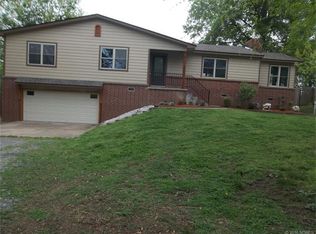 423 S West Ave, Tahlequah, OK 74464