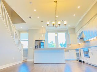 645 E Evelyn Ave, Sunnyvale, CA 94086
