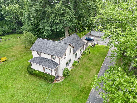 4th image of 3381 Lincoln Ave
