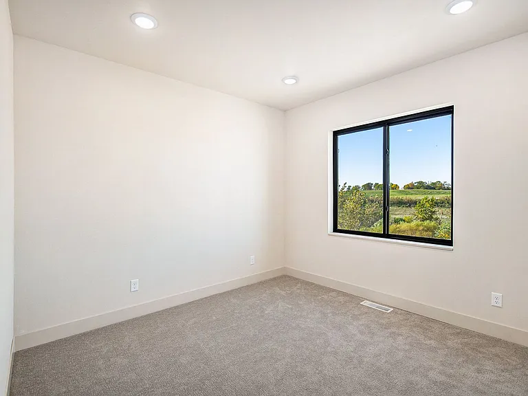 The Revere Townhomes — Photo 15