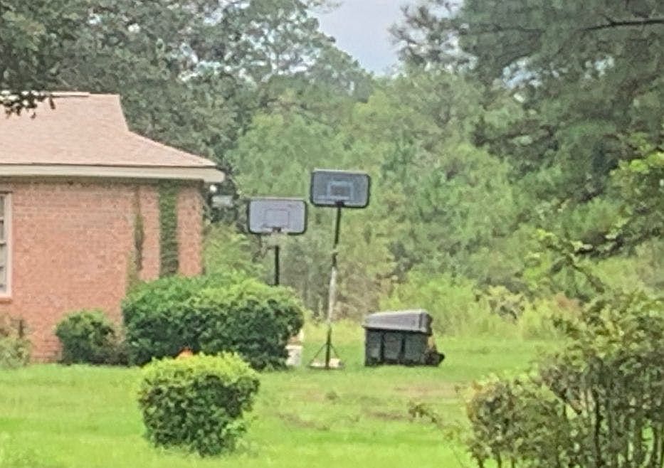 2nd image of 4110 Everett Rd