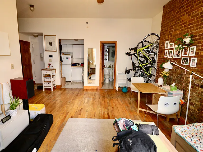 307 W 74th St #2B — Photo 3