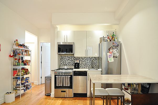 1st image of 162 E 82nd St APT 4