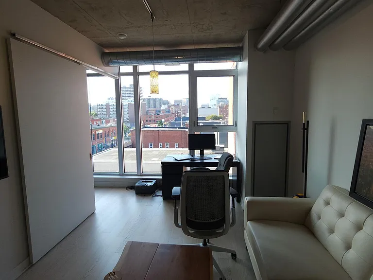 354 Gladstone Ave #411 — Photo 9