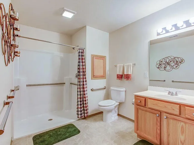 8160 Sunset Ln — Photo 10