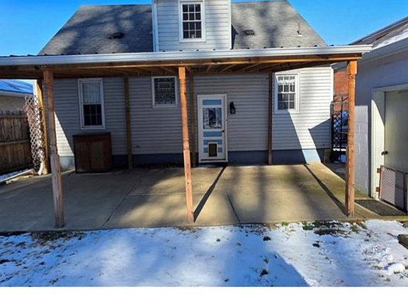 5th image of 805 Jefferson Street