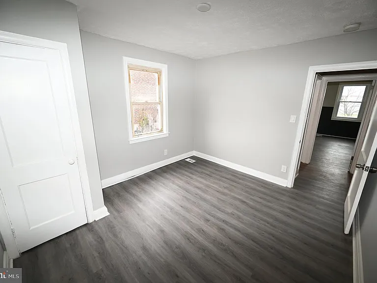 2952 Sollers Point Rd #B — Photo 18
