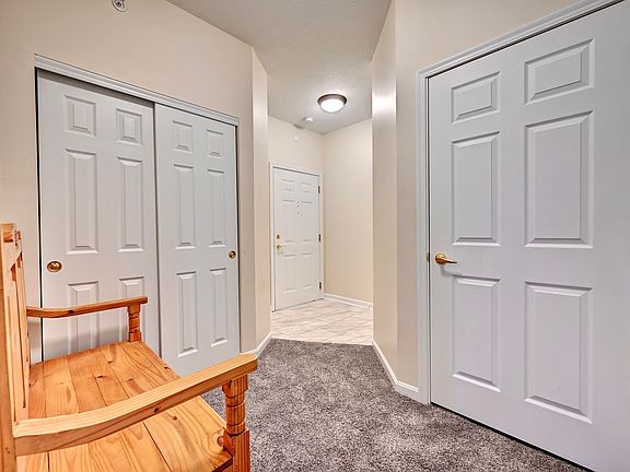 5th image of 953 Mistflower Ln