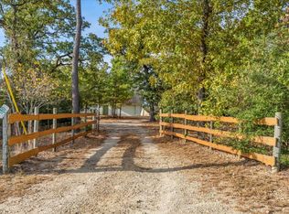 180 W Kelley Rd, Bastrop, TX 78602