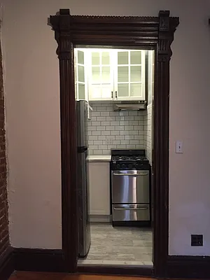 Rented by Harriet Brand, LREB | media 72