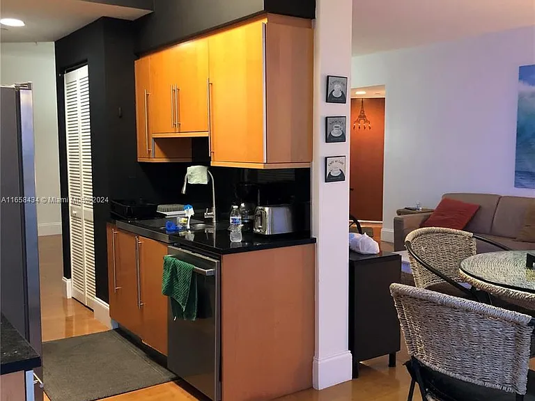 6365 Collins Ave #4209 — Photo 21