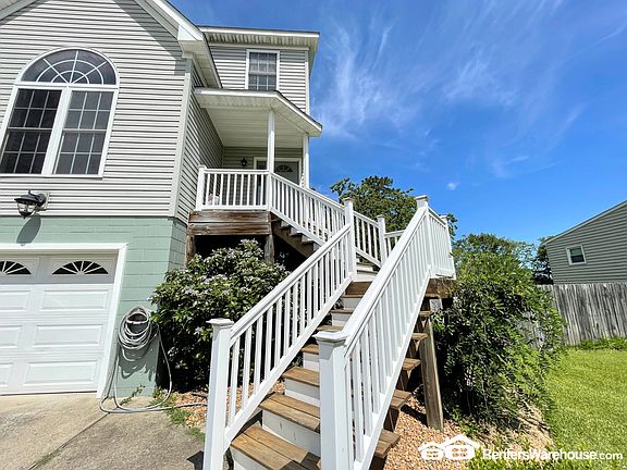 2nd image of 1127 Poquoson Ave